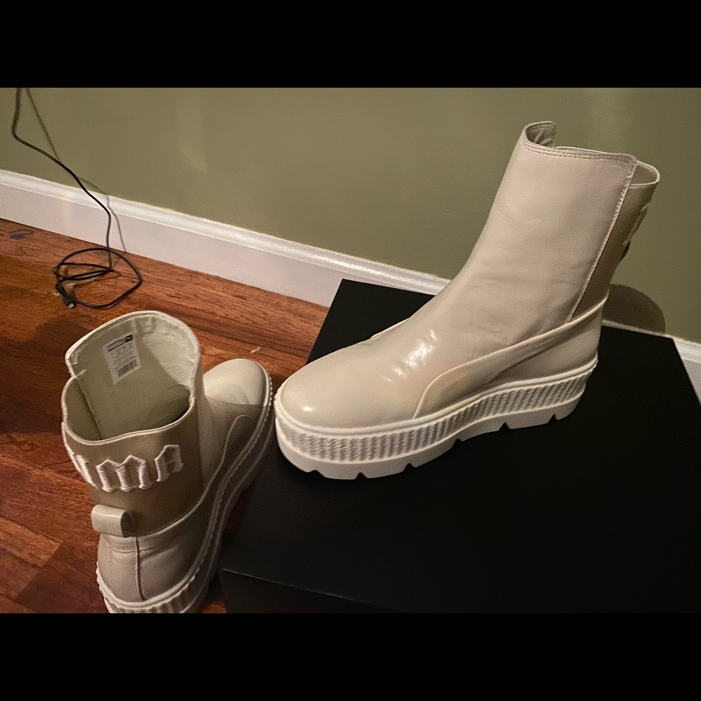 Beautiful platform snickers for women . Leather. - Picture 1 of 2
